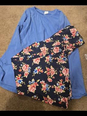 Kids Blue Top & Navy Floral Leggings Matching Set